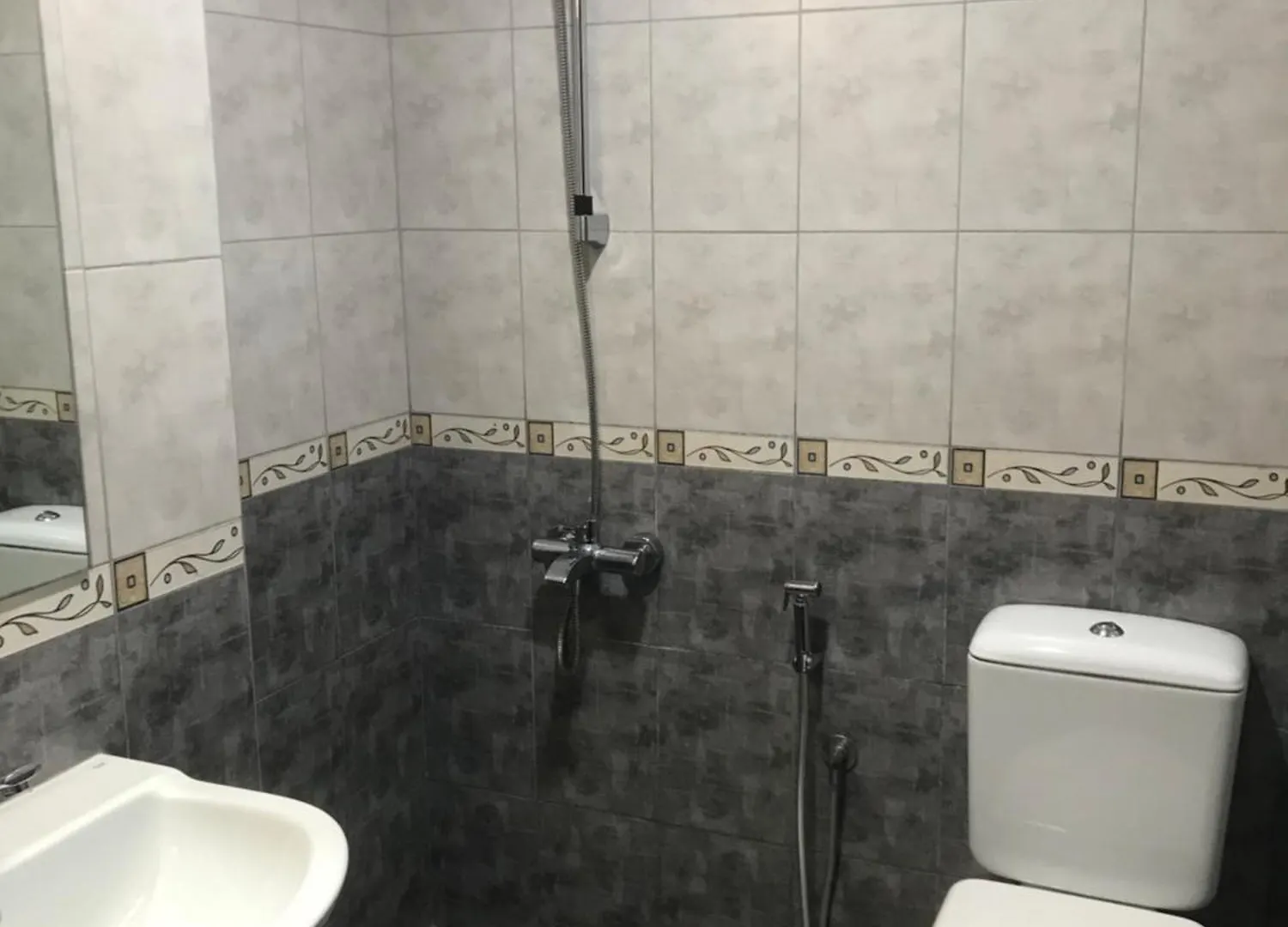 Alras Gold Souq Apartments Dubai 0*,